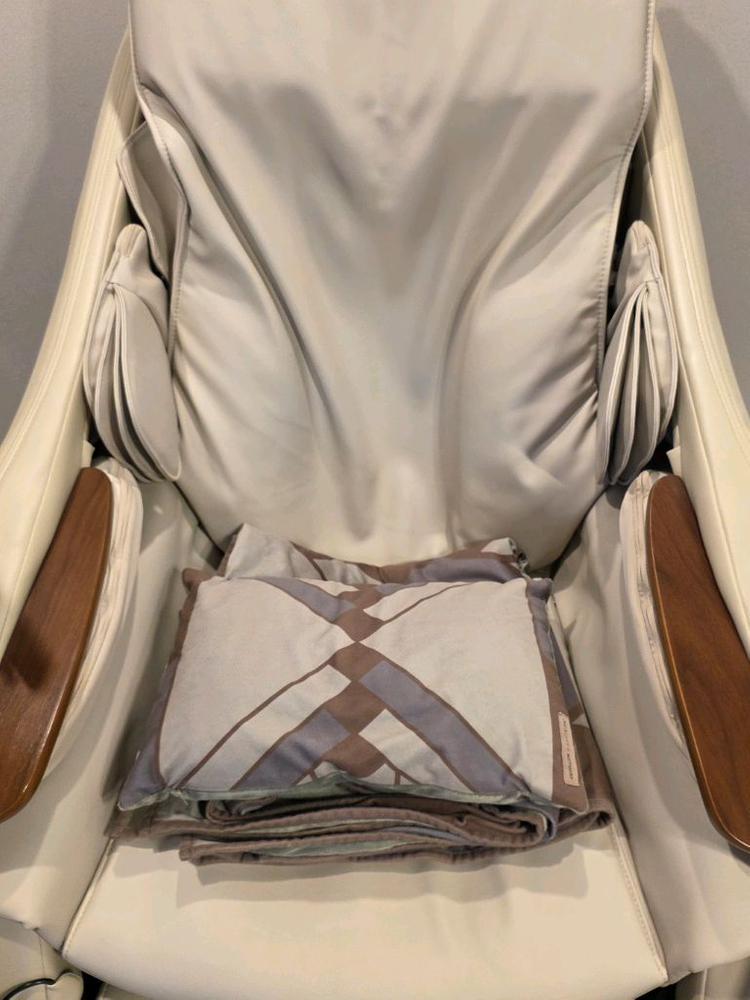 세라잼 디코어 씨러스 안마의자--7