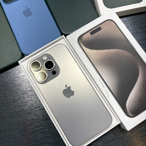 아이폰15프로 1테라 네츄럴티타늄 새상품급 풀박