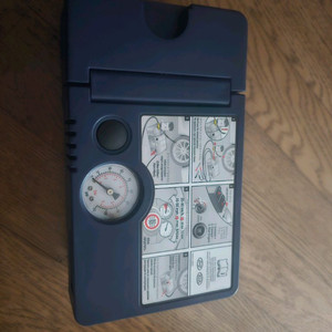 휴대용 자동차 콤프레셔 팝니다