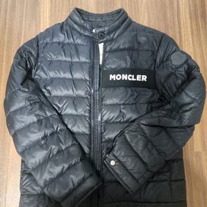 몽클레어 키즈 패딩 점퍼 10Y