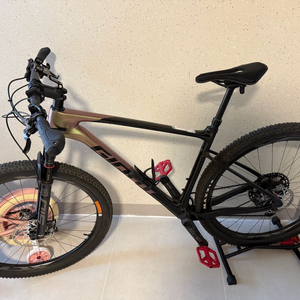 자이언트xtc어드밴스sl1 하드테일 팔아요