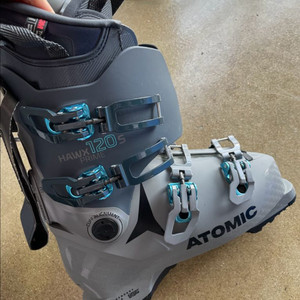 아토믹 혹스 프라임 120s 스키부츠 이미지