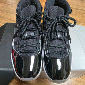 나이키 조던11 레트로 주빌리 265