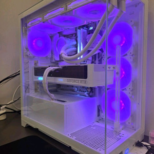 7800X3D RTX 5070TI 고사양 본체 이미지