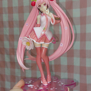 사쿠라 미쿠 피규어 2021 타이토 하츠네