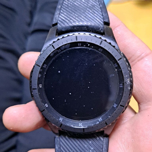 삼성 기어 S3 프론티어 2개에 만오천원 부품용