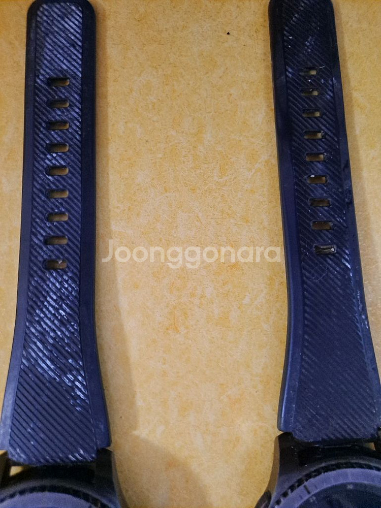 삼성 기어 S3 프론티어 2개에 만오천원 부품용--7