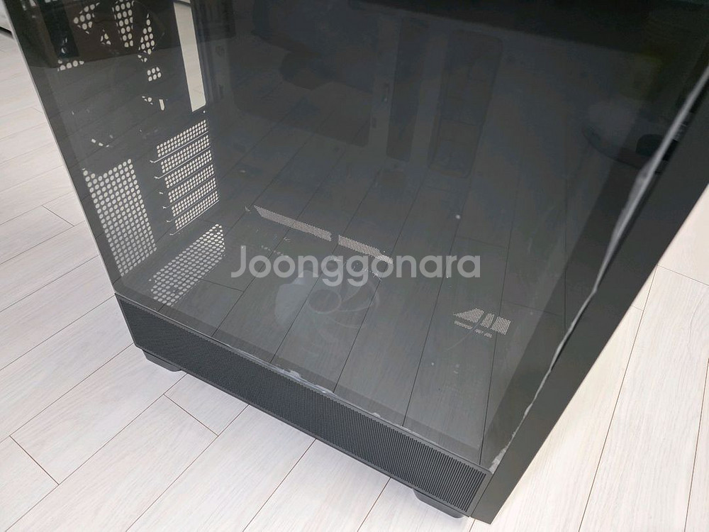 안텍 FLUX MESH BTF 블랙 컴퓨터 케이스--2