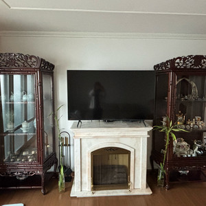 중국풍 유리 장식장( 포도장)