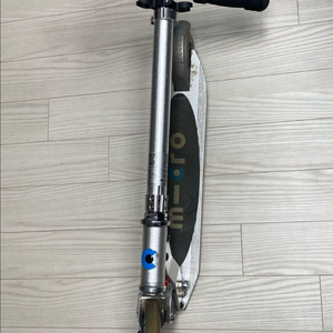 마이크로 스피드 킥보드