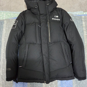 아이더 캄피로 대장패딩 m사이즈 거의새거 히말라야 동급