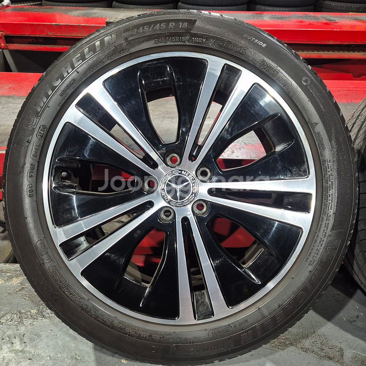 벤츠 E클래스 W213 후기형 아방가르드 18인치 순정휠타이어세트 판매--1