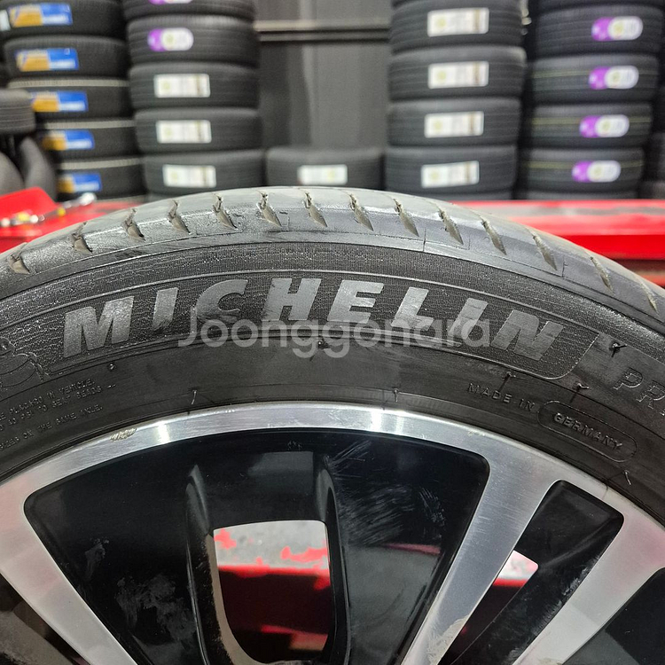 벤츠 E클래스 W213 후기형 아방가르드 18인치 순정휠타이어세트 판매--8