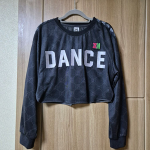 중고 줌바 크롭티셔츠 M 줌바웨어