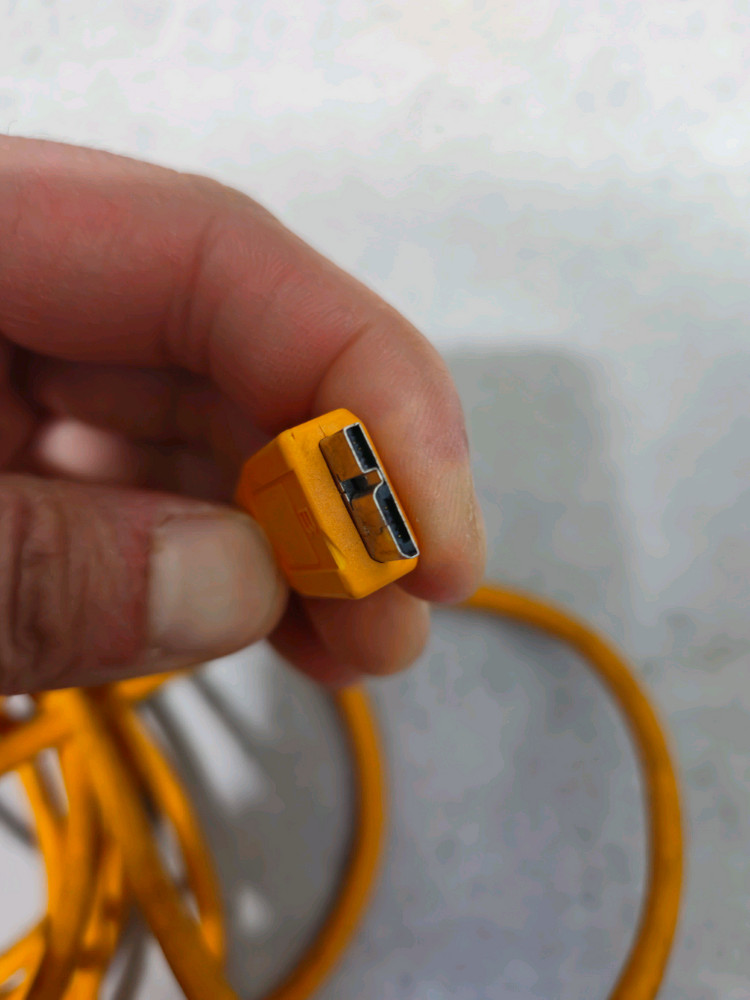 테더툴지 마이크로 b 9핀 dslr케이블--2