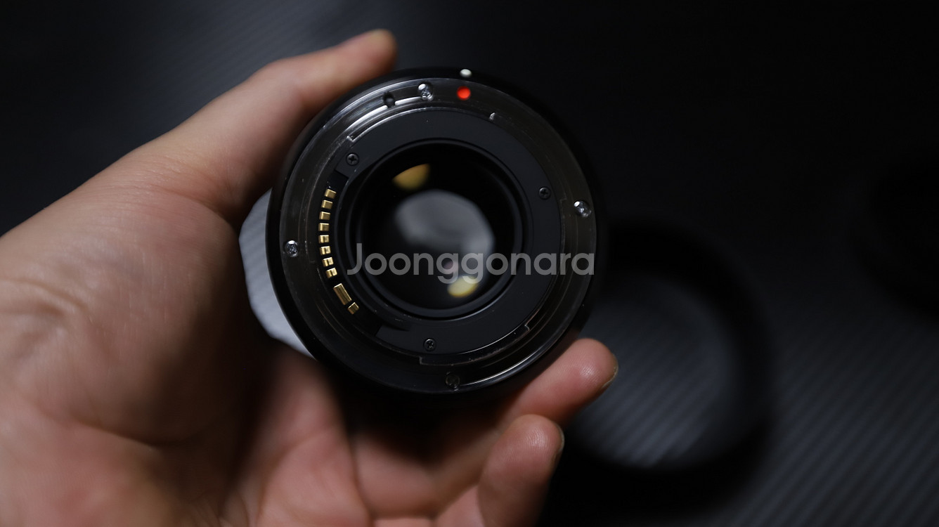 캐논 시그마 30mm f1.4 아트삼식이 팝니다.--1
