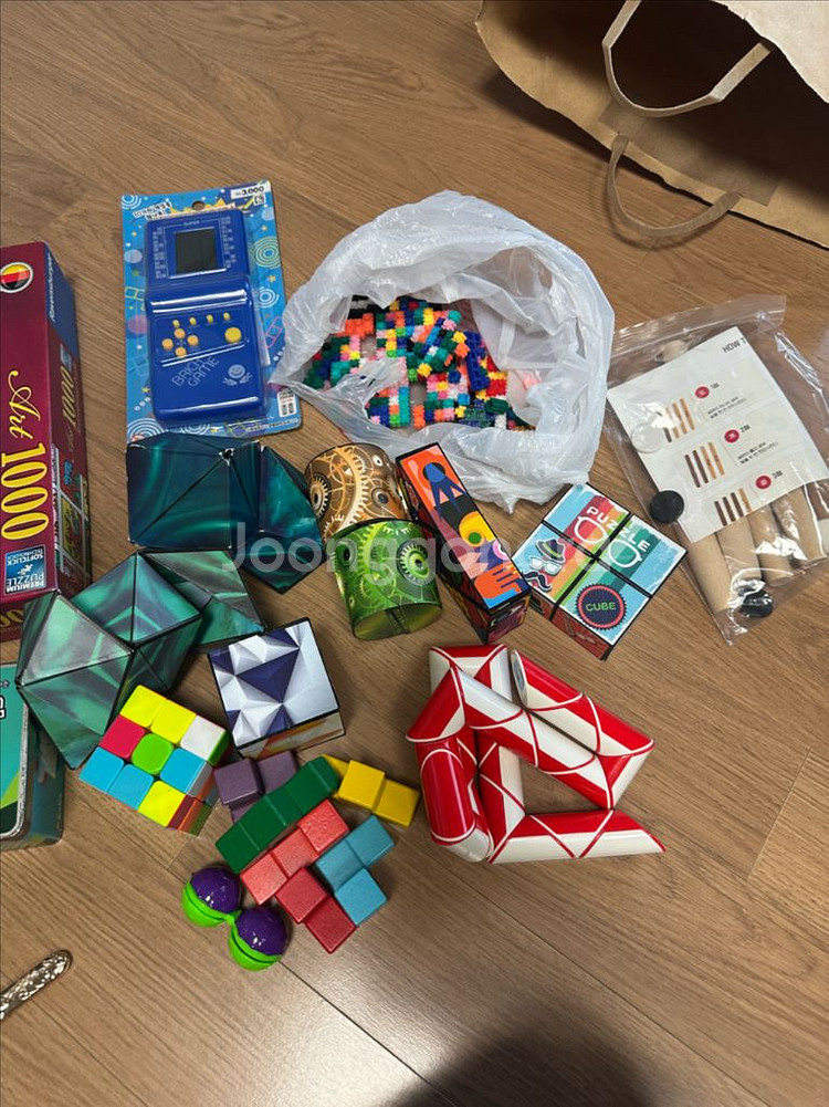 코딩 그래비티메이즈 퍼즐 큐브 자석큐브 우주큐브 게임기 기타등등 사진속 일괄--9