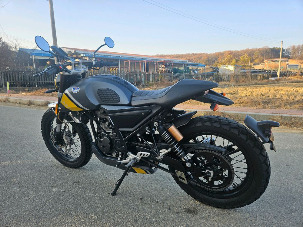 몬디알힙스터125/17년식/1만키로/145만원 이미지