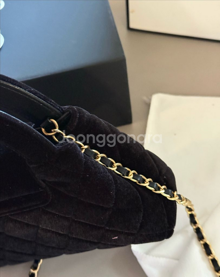 샤넬 24K 켈리 스웨이드백--3