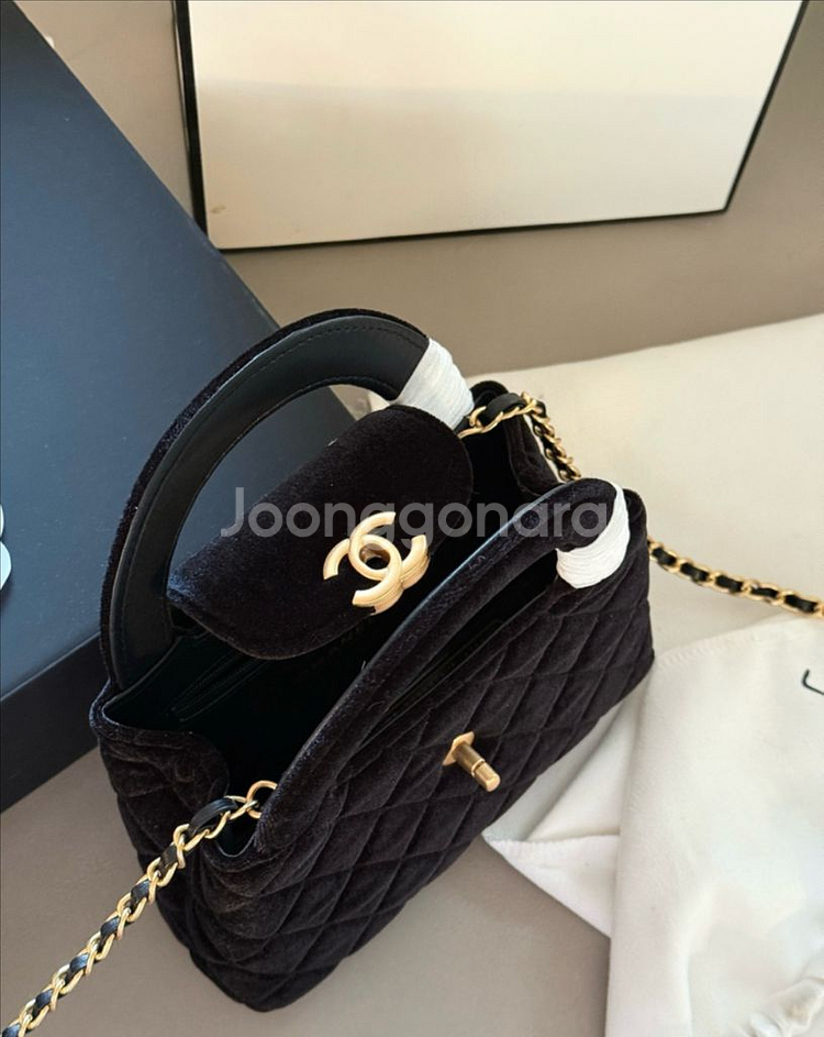 샤넬 24K 켈리 스웨이드백--5