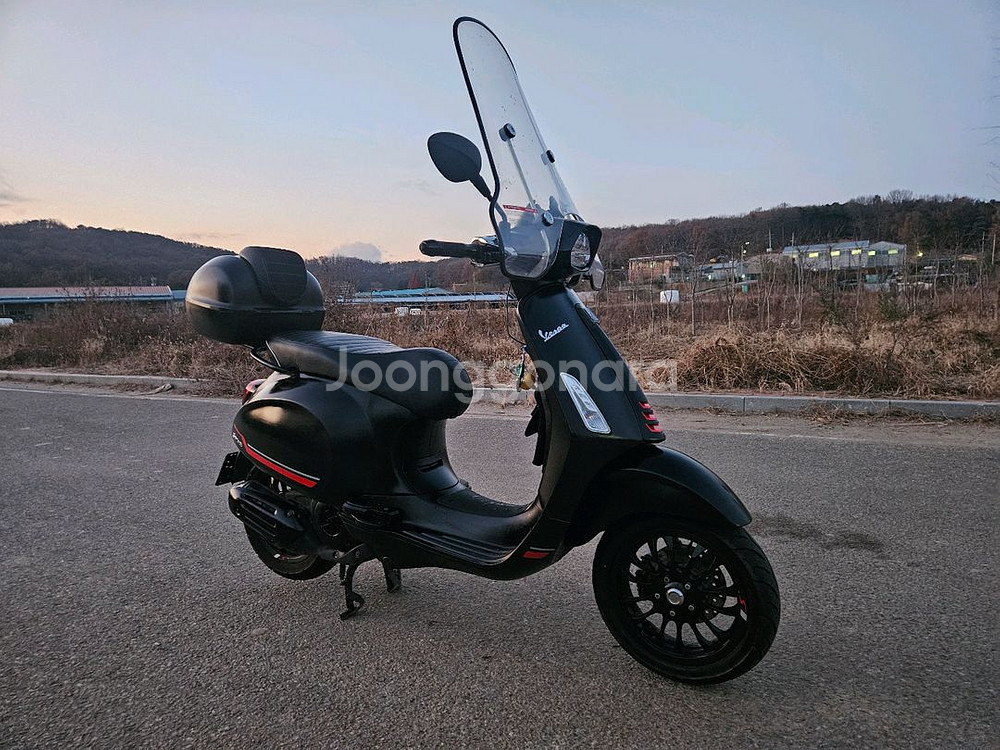 베스파스프린트/24년식/7천키로/310만원/신차급--2