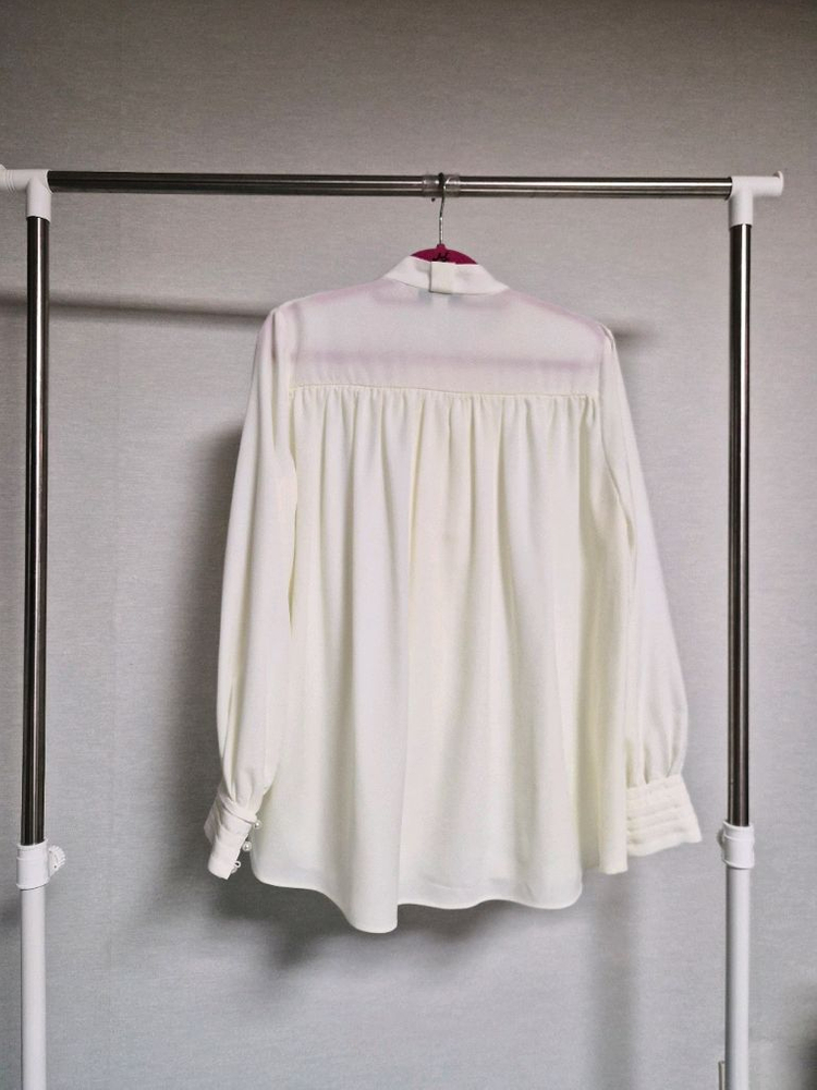 한번실착! 66) 아뜰리에 마졸리 로맨틱 프릴 블라우스--4