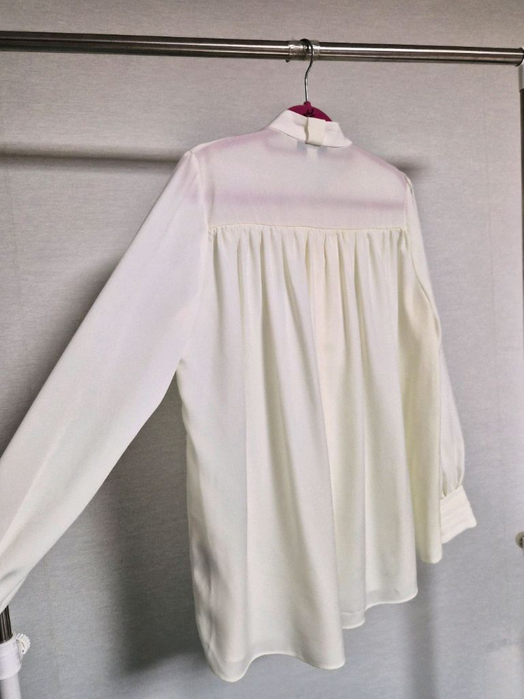 한번실착! 66) 아뜰리에 마졸리 로맨틱 프릴 블라우스--5