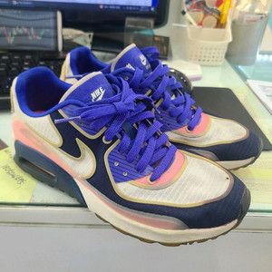 나이키 에어맥스90 245