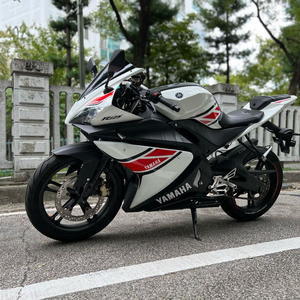 야마하 YZR-R125 스포츠바이크