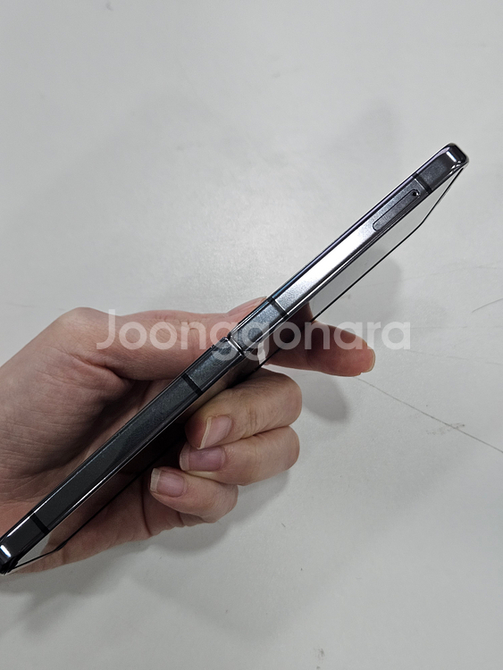 갤럭시Z플립5 블랙 256GB 여러대보유!--1