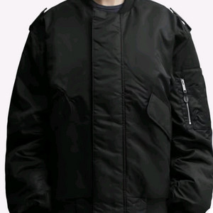 새상품 m사이즈)) 엔타이어스튜디오 V-22 봄버 팝니다