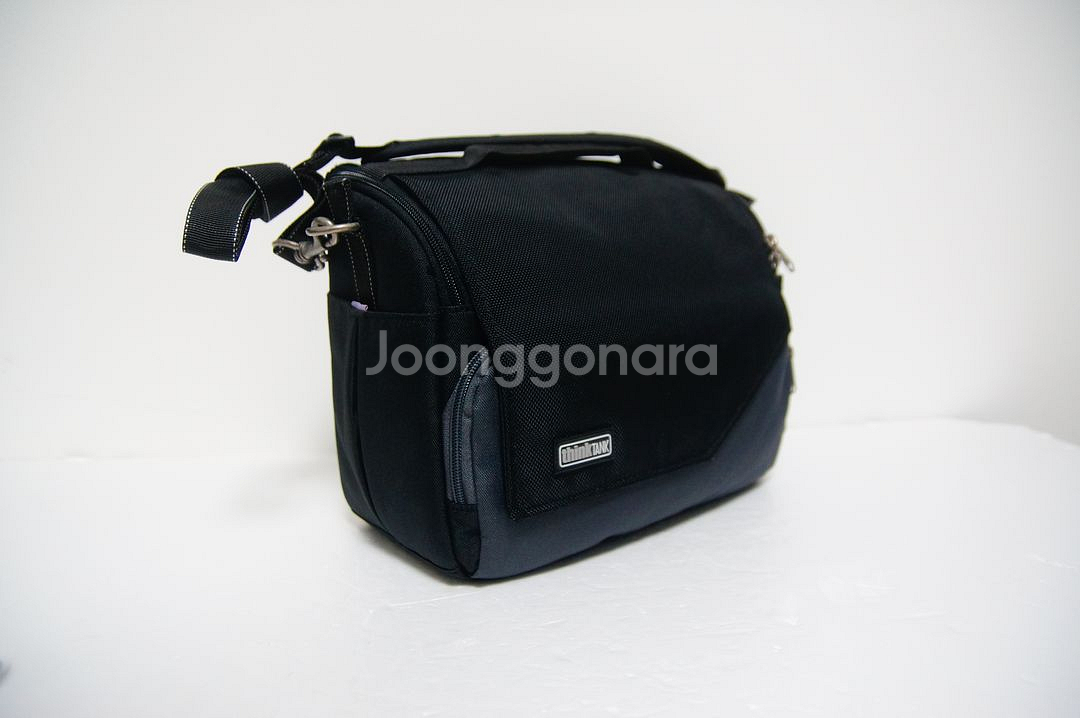ThinkTank 미러리스무버30i 대형카메라가방(가로 29cm) 팔아요--1
