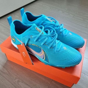 나이키 머큐리얼 베이퍼 14 프로 tf 이미지