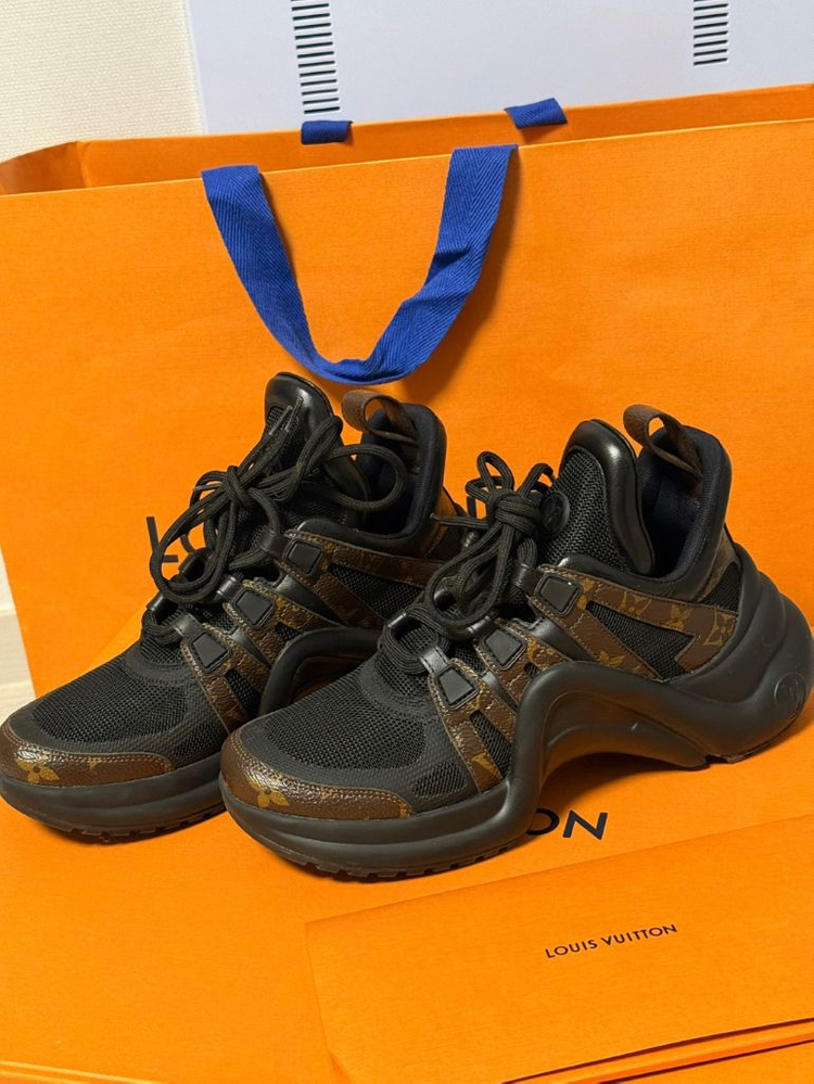 루이비통 아치라이트 모노그램 래더 스니커즈 1A43LG 이미지