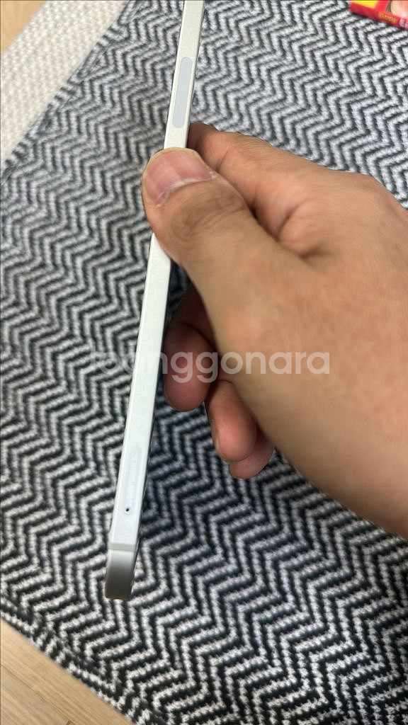 아이패드 프로 6세대 12.9인치 M2 256기가 셀룰러 +매직키보드--5