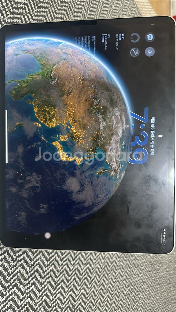 아이패드 프로 6세대 12.9인치 M2 256기가 셀룰러 +매직키보드--2