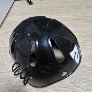 레이저 사이드마운트 헬멧.