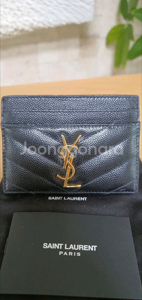 입생로랑 생로랑 카드지갑 금장 정품A급(감정O)구찌프라다루이비통디올고야드샤넬셀린느보테가--1