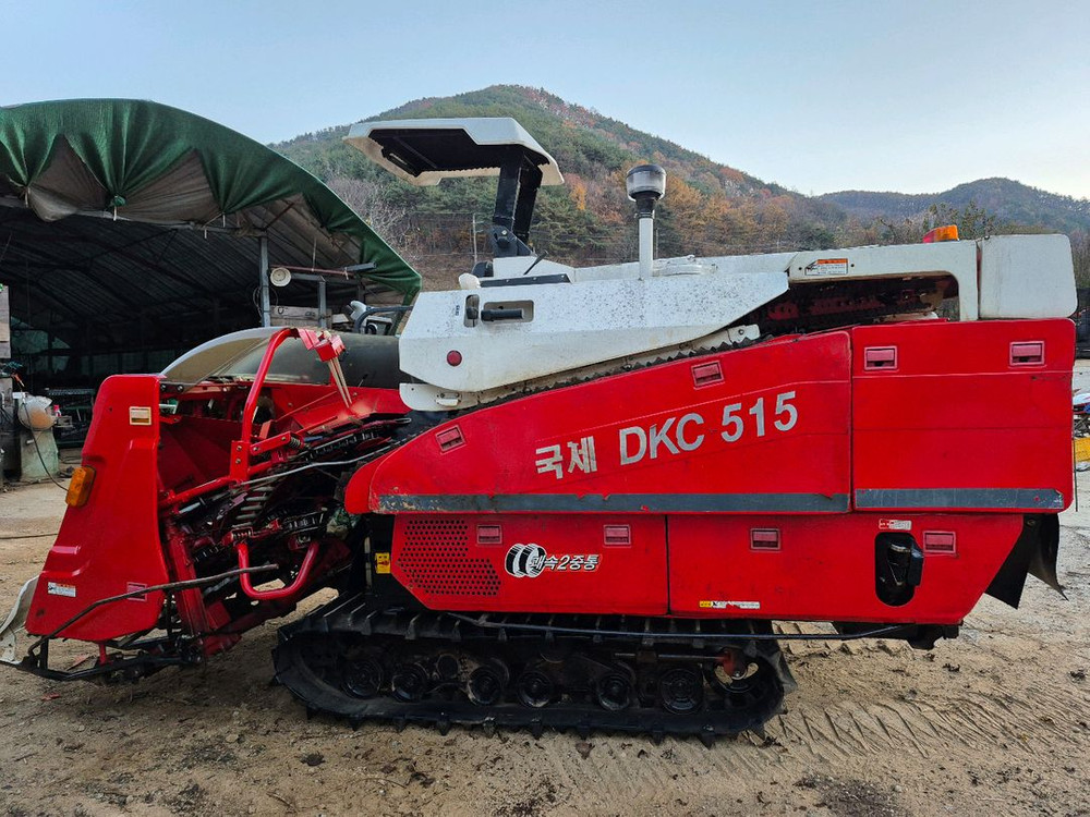 국제 4조식 콤바인 이미지
