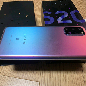 S20플러스 BTS에디션 + BTS무선충전기