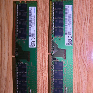 삼성 DDR4 3200 16GB RAM 2개 세트 판매합니다
