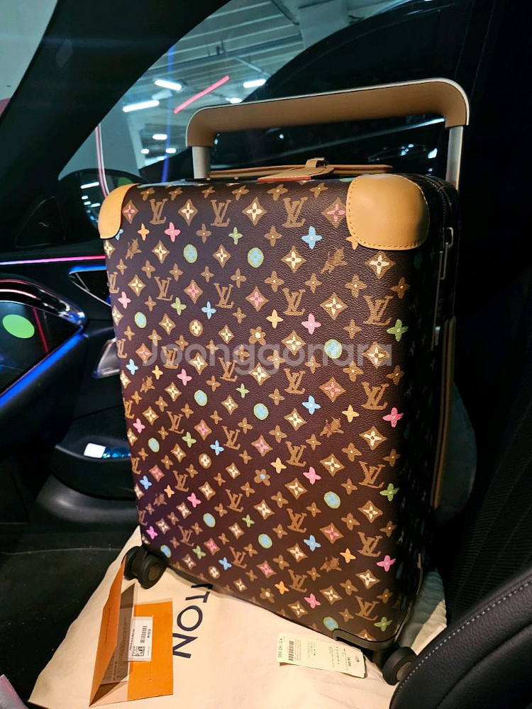 루이비통 타일러x퍼렐 개뼉다귀 호라이즌55 캐리어 (새상품)--0