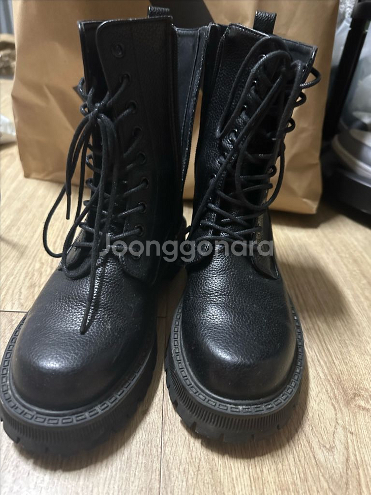 (정품)미소페 가죽 워커 부츠 235--0