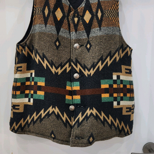 [2]Visvim 비즈빔 Kora down vest