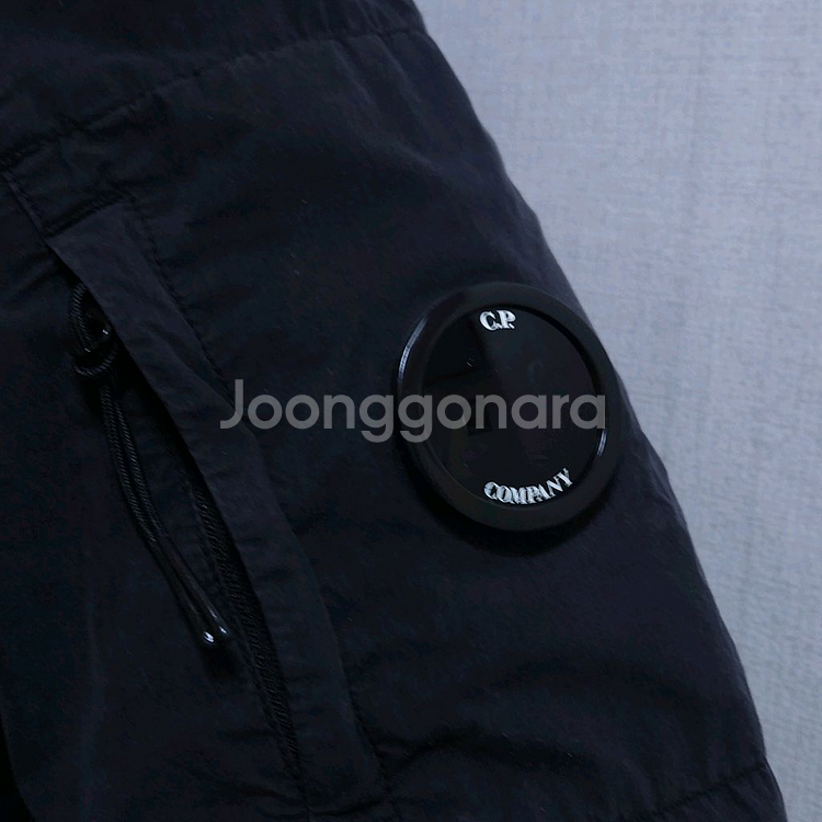 CP컴퍼니 점퍼--1