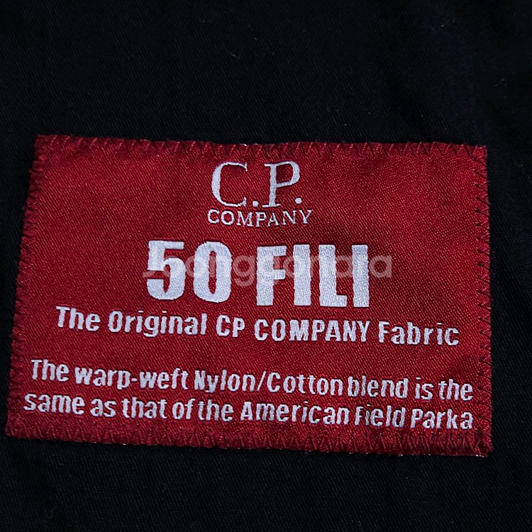 CP컴퍼니 점퍼--7