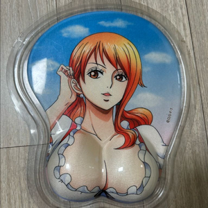 원피스 나미 3D 가슴 마우스패드 이미지