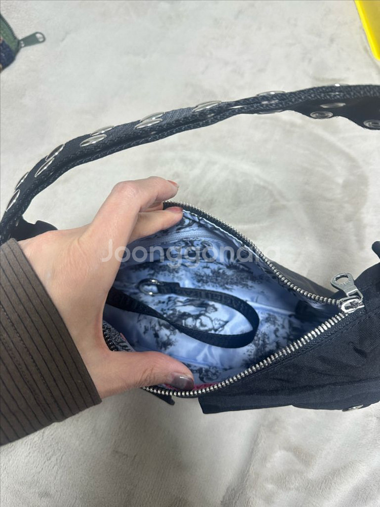 바쿠 X 몰리고다드 카고숄더백 (미국리미티드)무배--6