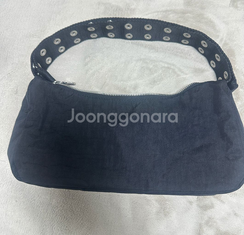 바쿠 X 몰리고다드 카고숄더백 (미국리미티드)무배--3