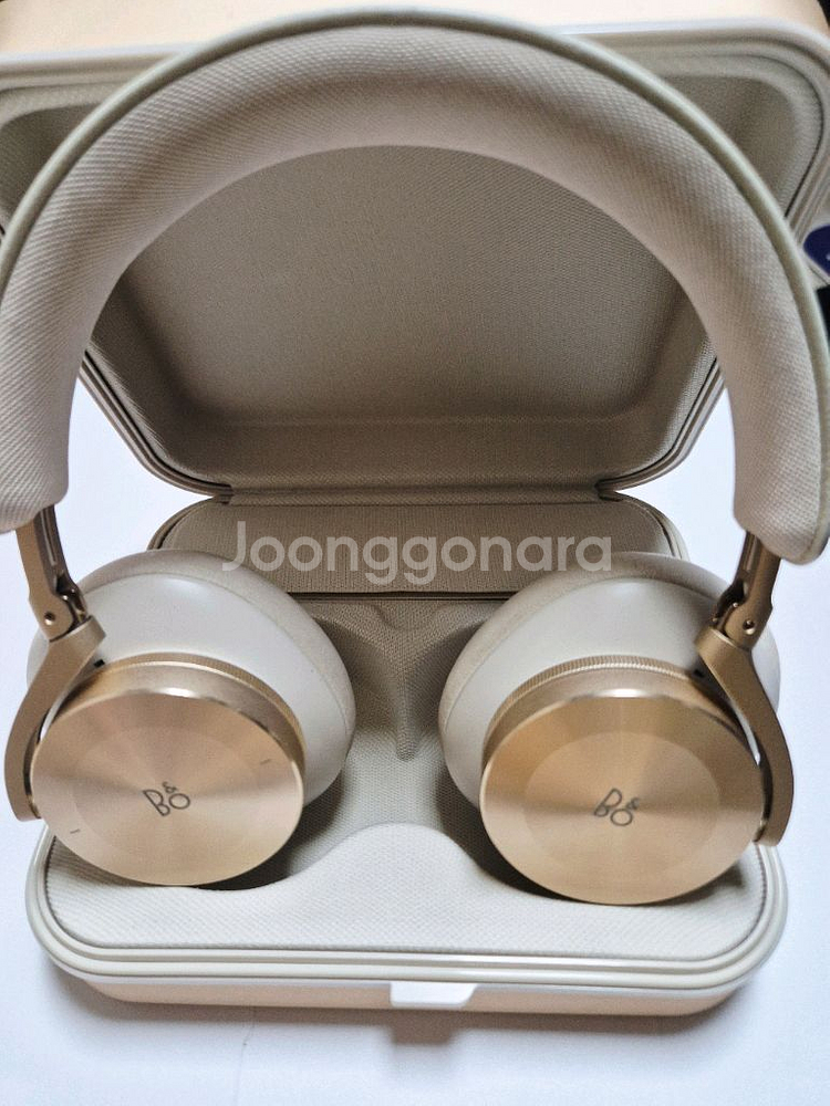 뱅앤올룹슨 H95 골드 베이지 팝니다.--0